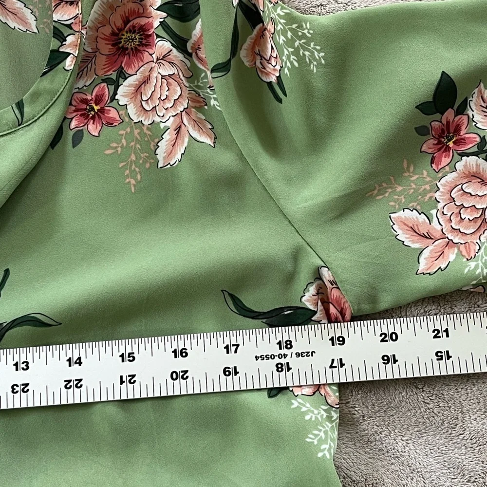 Ann Taylor LOFT Pure Mint Bouquet Peplum Blouse Size Small Cottagecore Boho